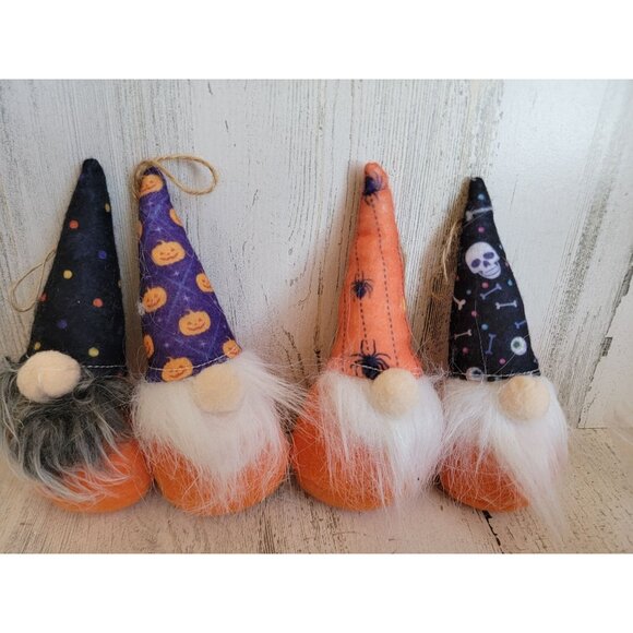 Halloween miniature plush gnome spider ornament set - Picture 4 of 7